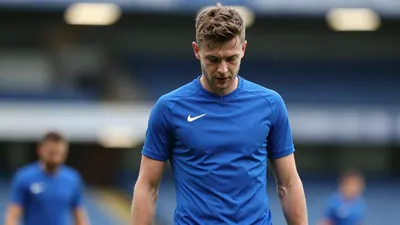 Solihull Moors have secured 23-year-old Matty Carson from Boston United, adding experience to their back line as they...