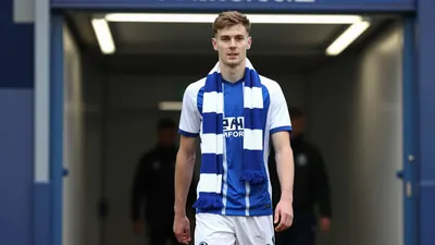 Solihull Moors have signed midfielder Jamie Andrews on a one-year deal, strengthening their squad for the upcoming season