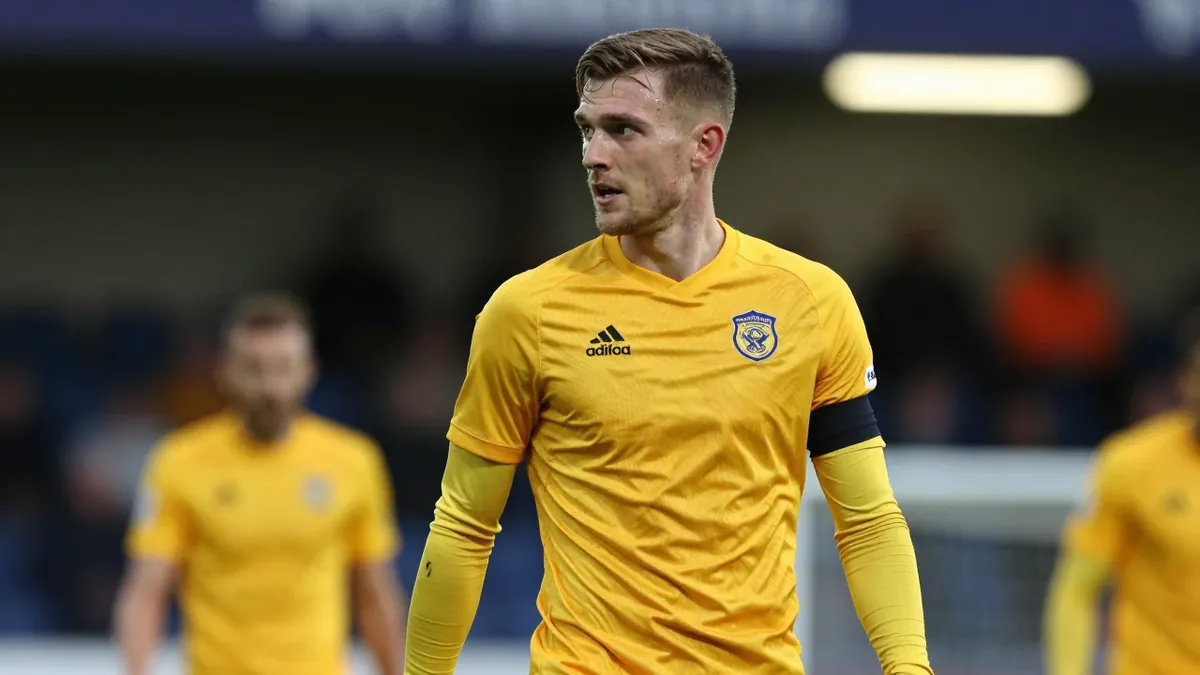 Bottom club Solihull Moors, with four defeats from four, welcome in-form Fylde to Damson Park for a vital National League...